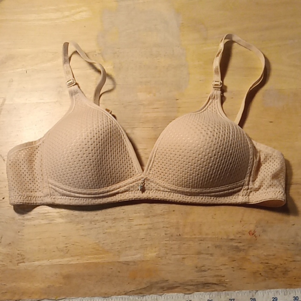 (430) Lightweight Beige Bra,  NWOT